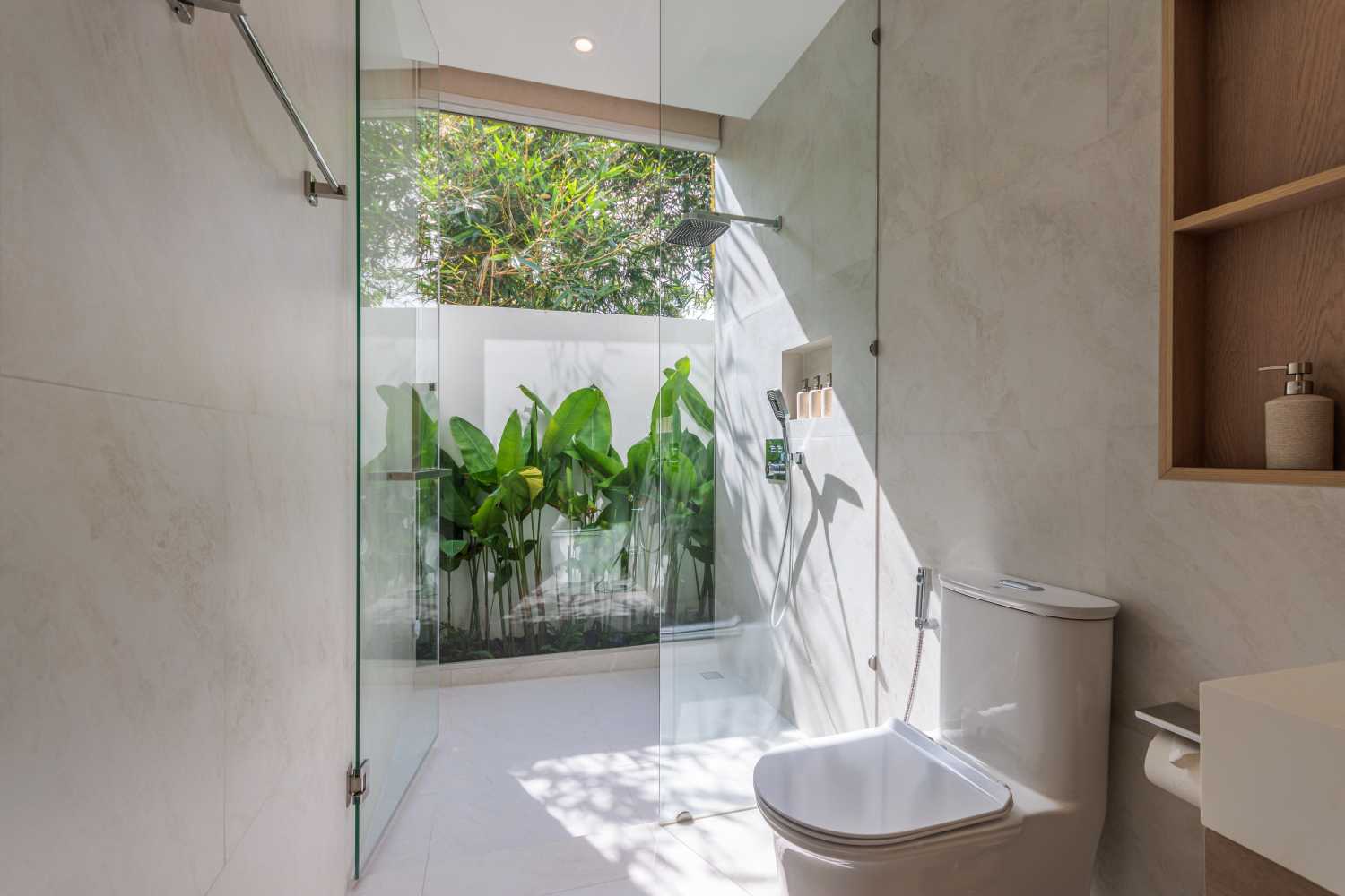 Property image - full photo 23