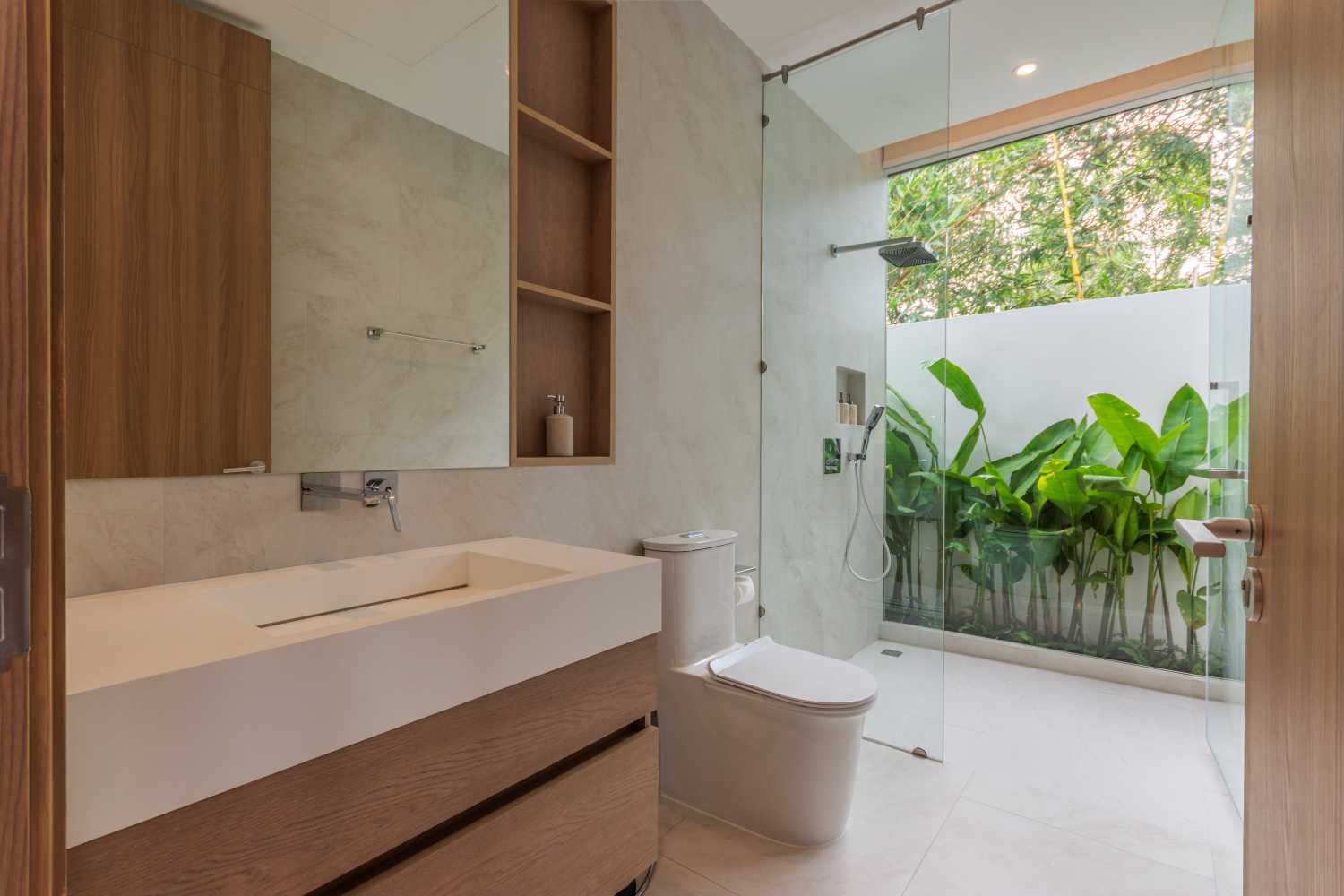 Property image - full photo 25