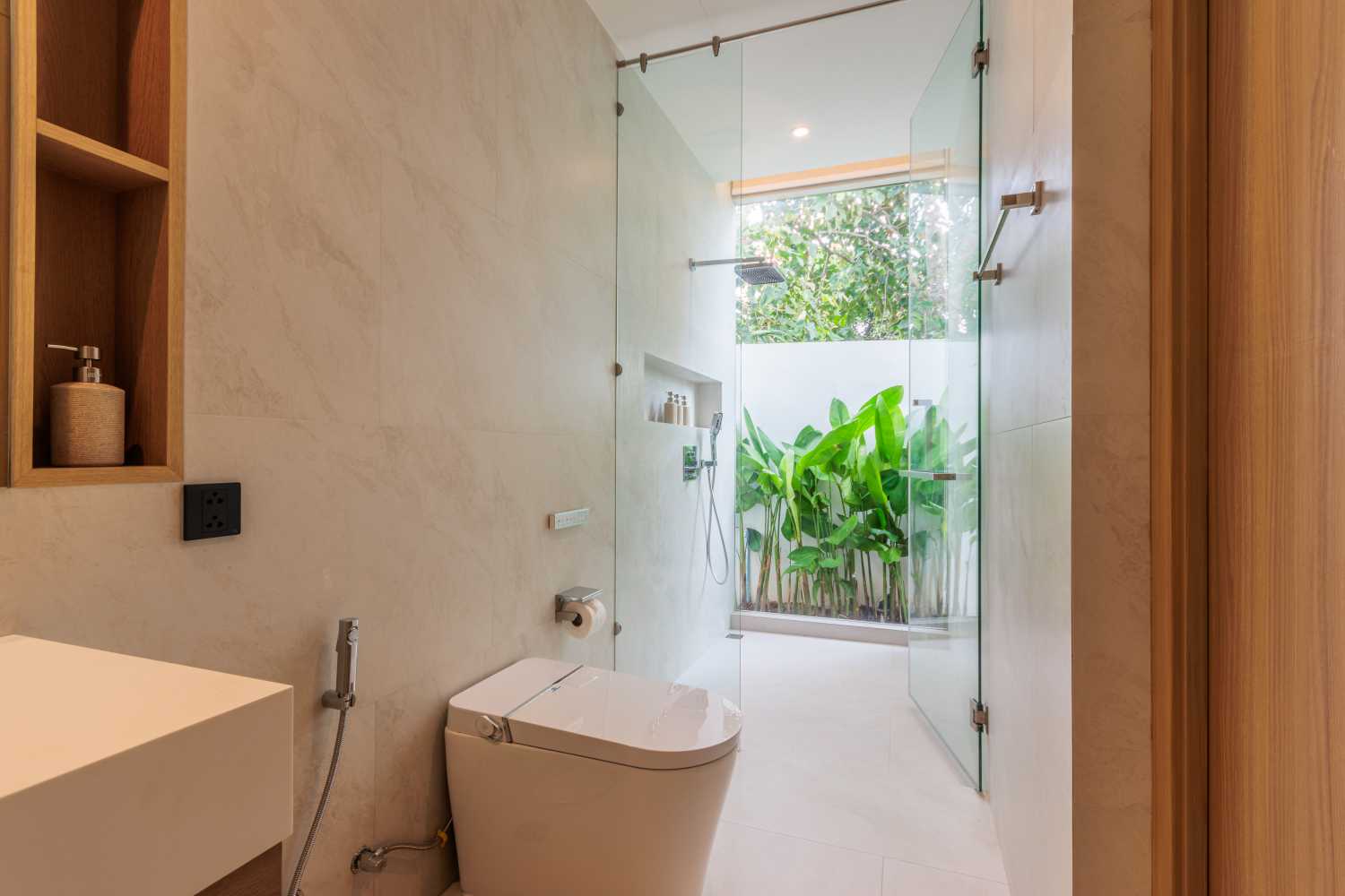 Property image - full photo 26