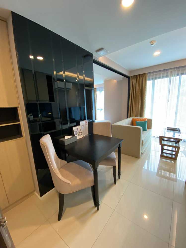 Property image - full photo 3