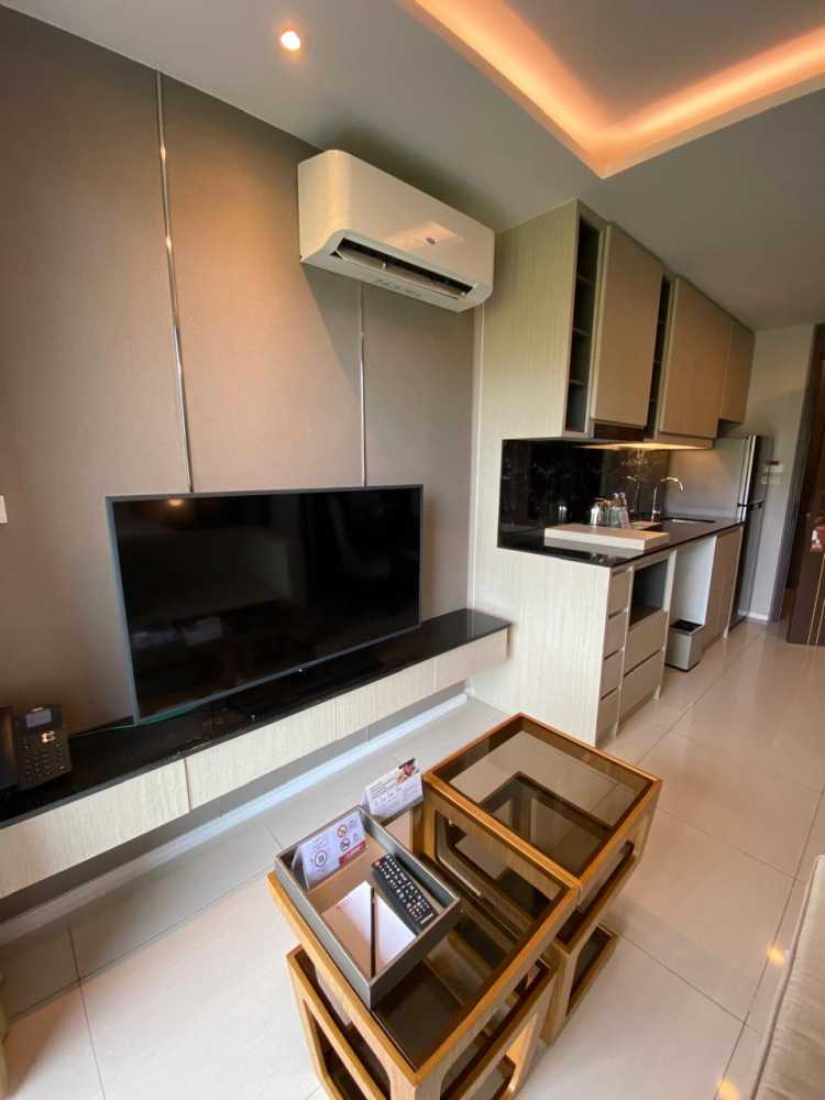 Property image - full photo 10