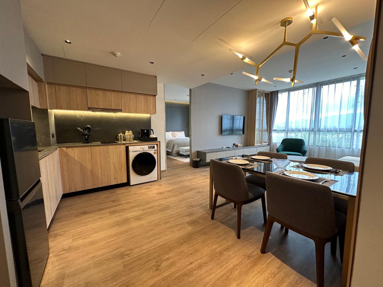 Property image - full photo 4