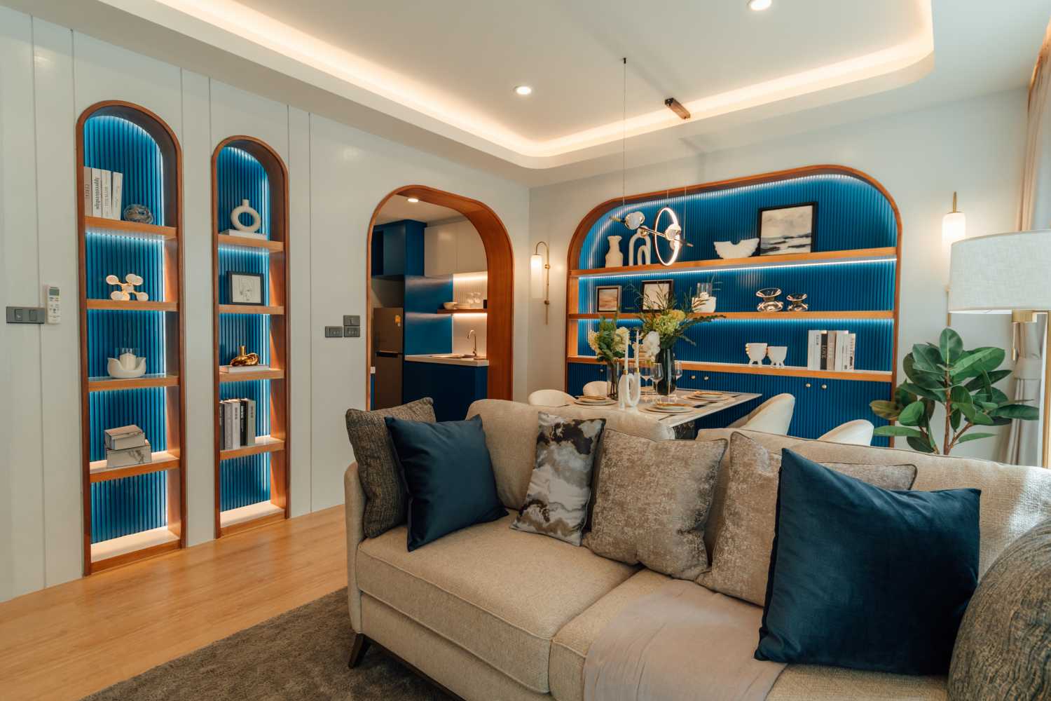 Property image - full photo 3