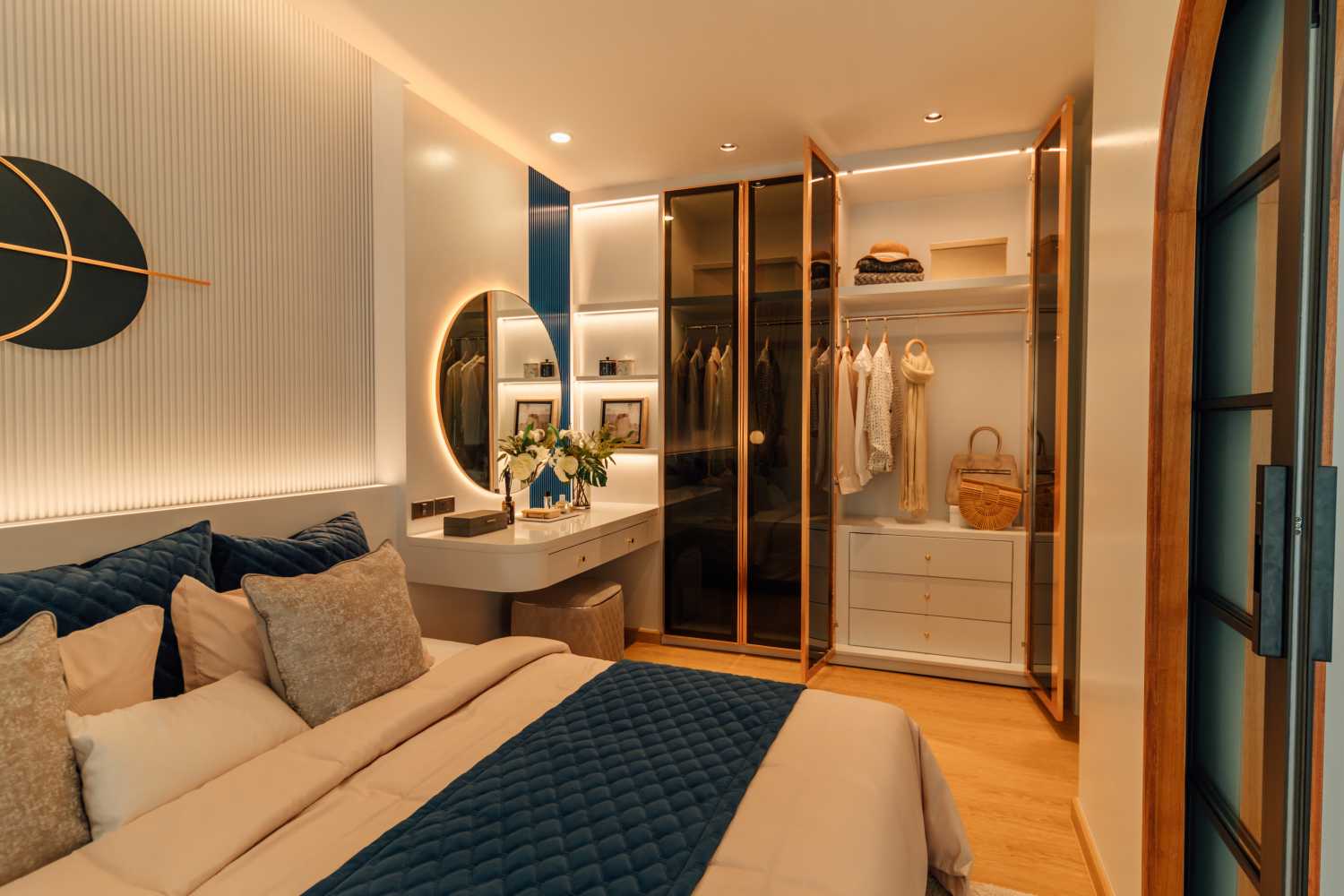 Property image - full photo 10