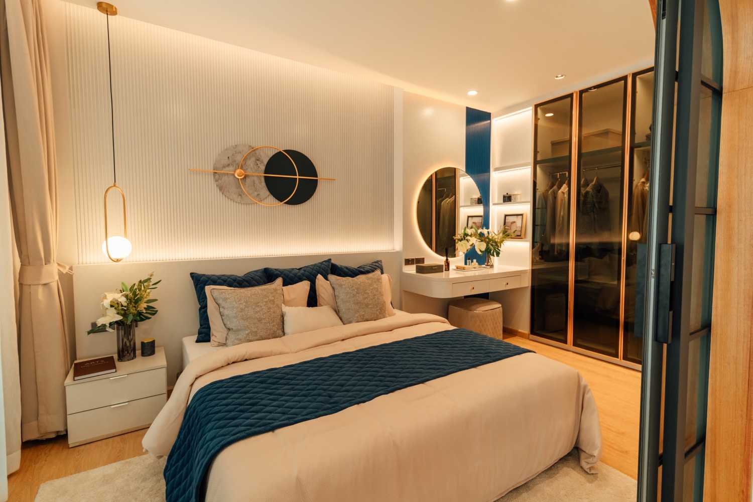 Property image - full photo 7