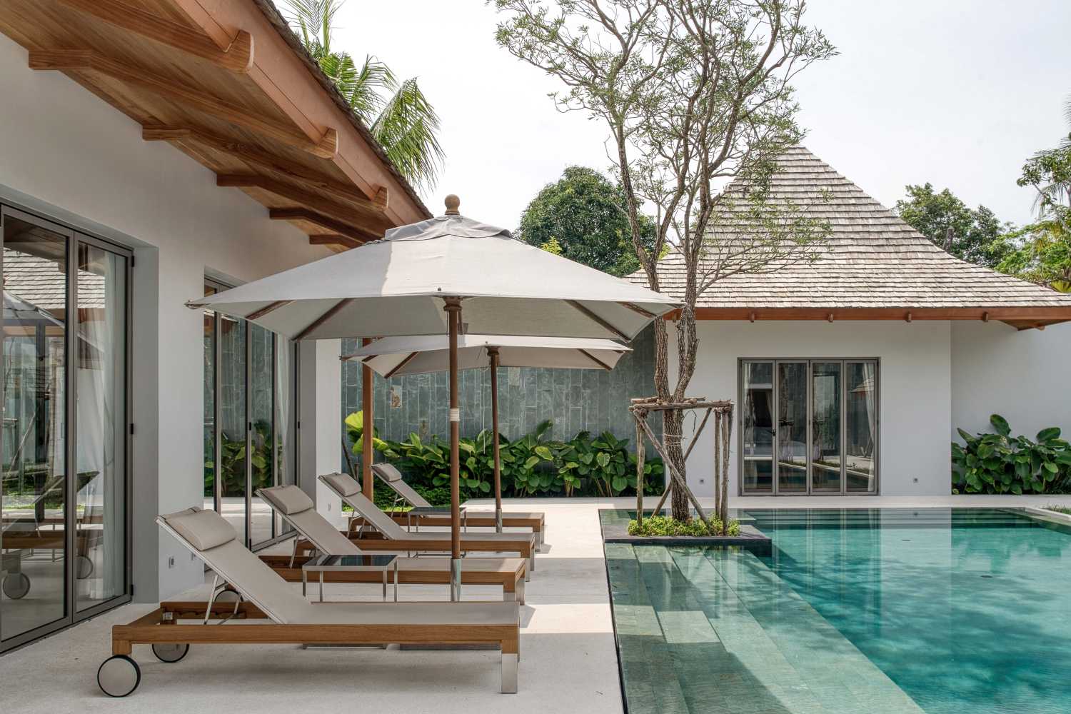 Property image - full photo 10