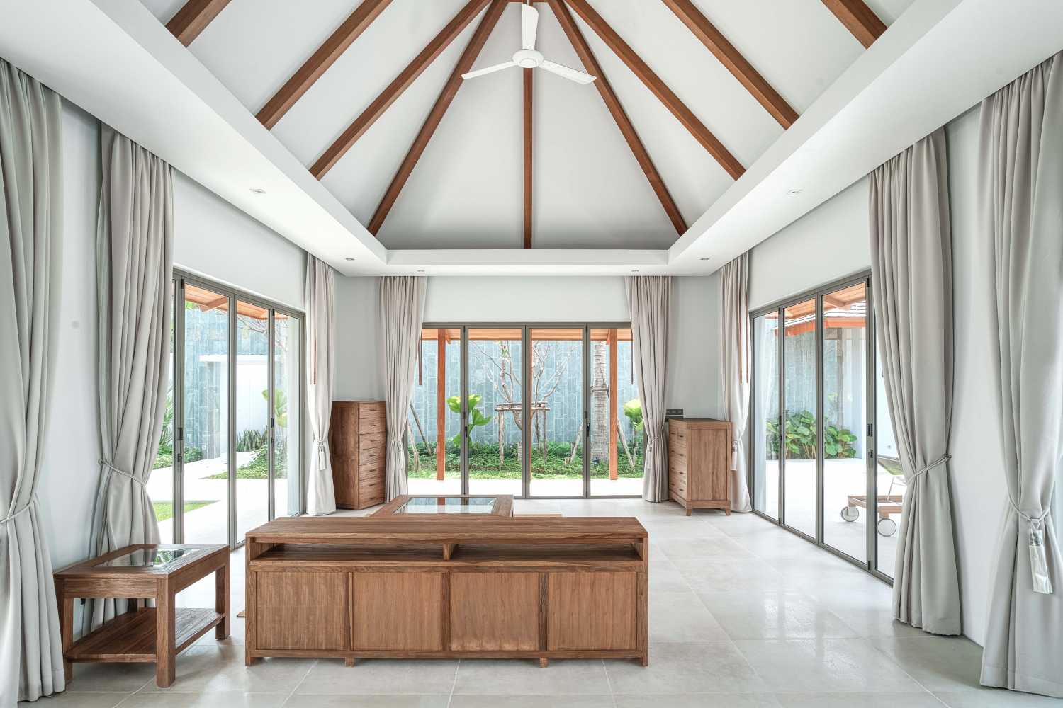 Property image - full photo 16
