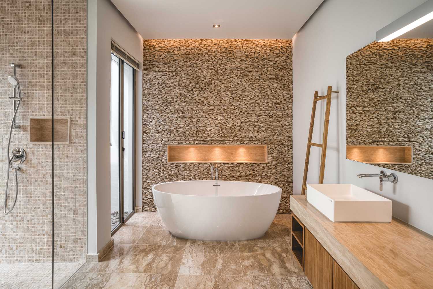 Property image - full photo 21