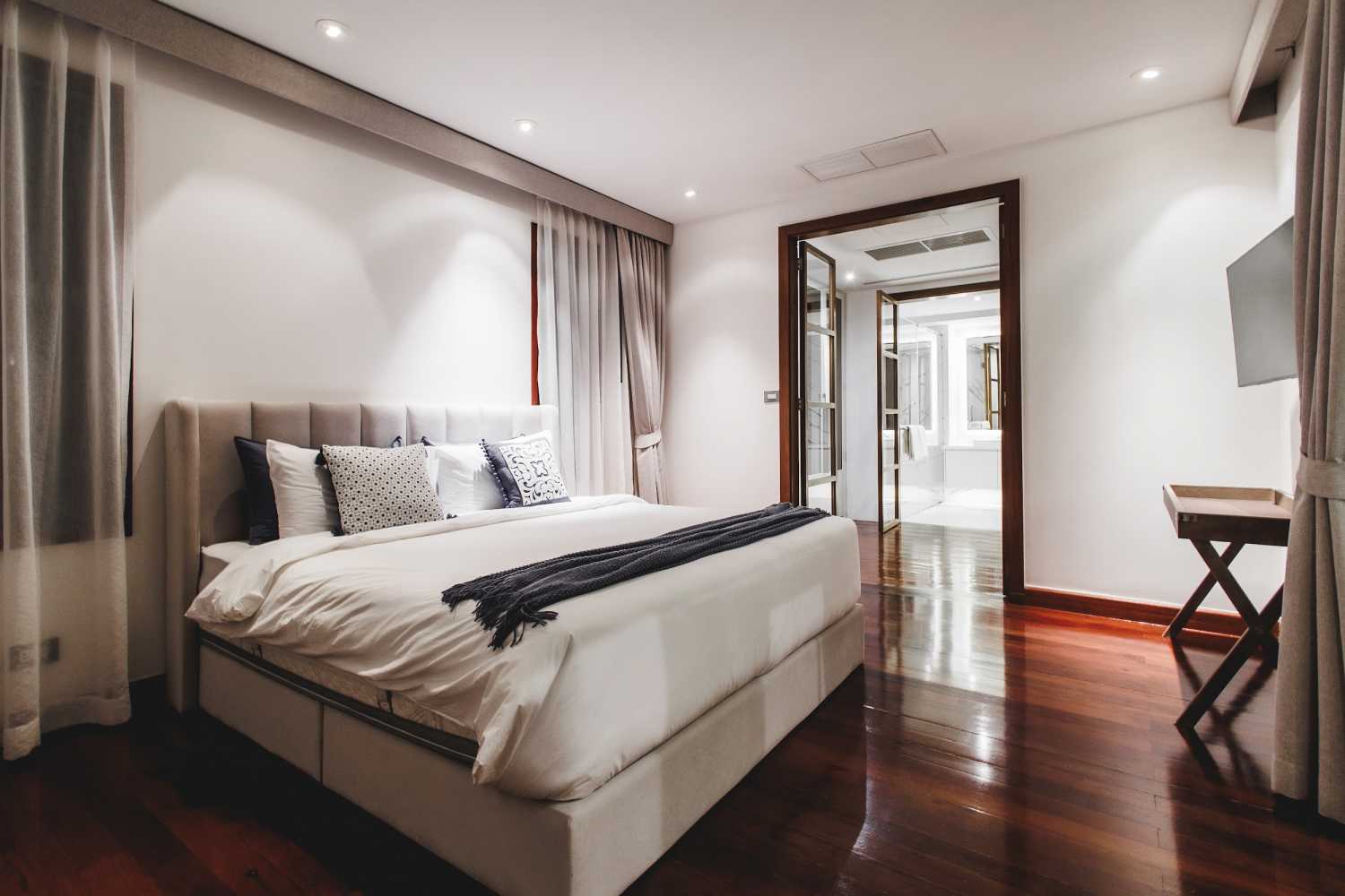 Property image - full photo 22
