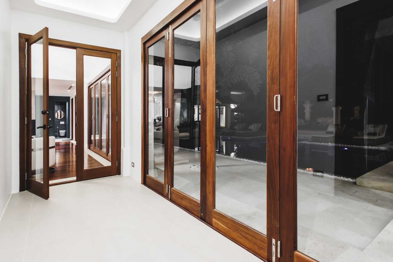 Property image - full photo 42