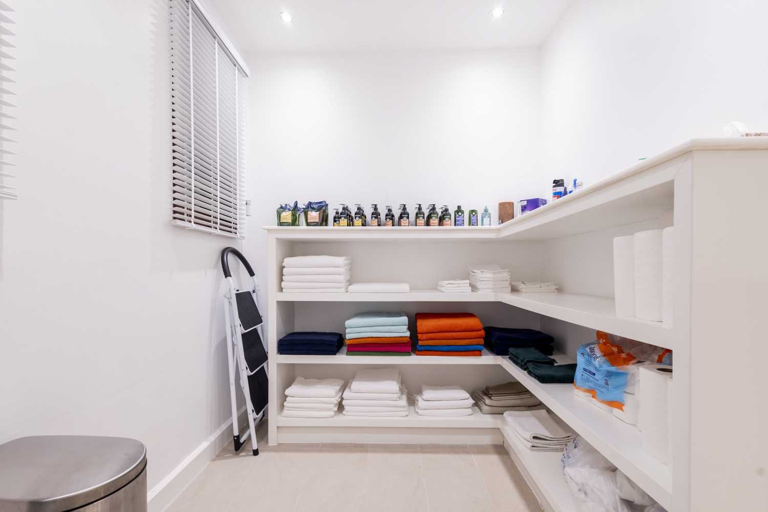 Property image - full photo 12