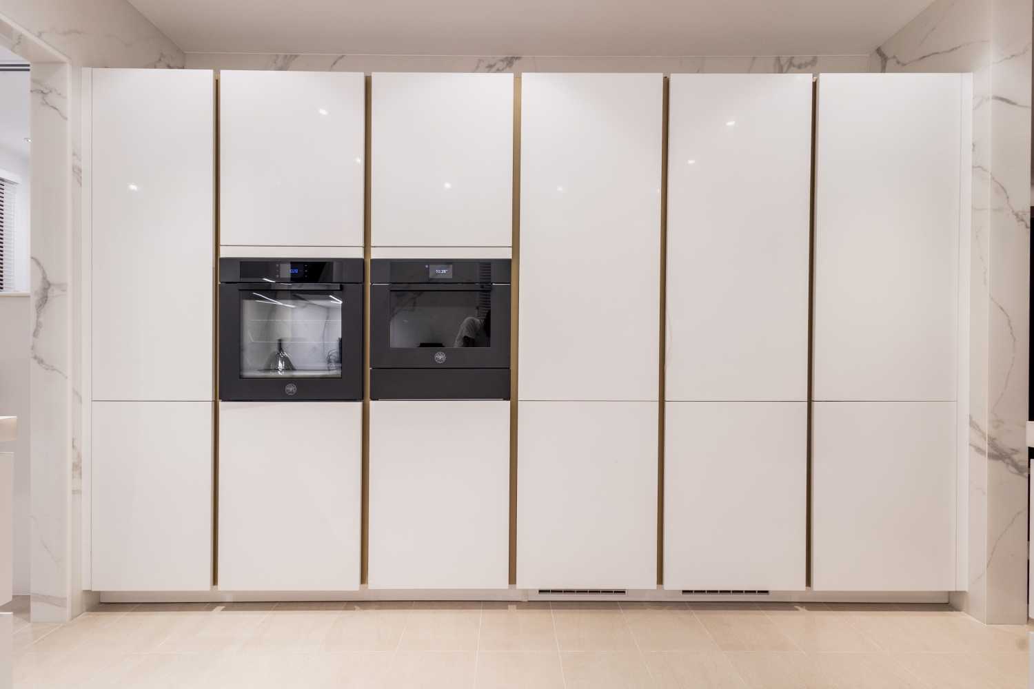 Property image - full photo 11