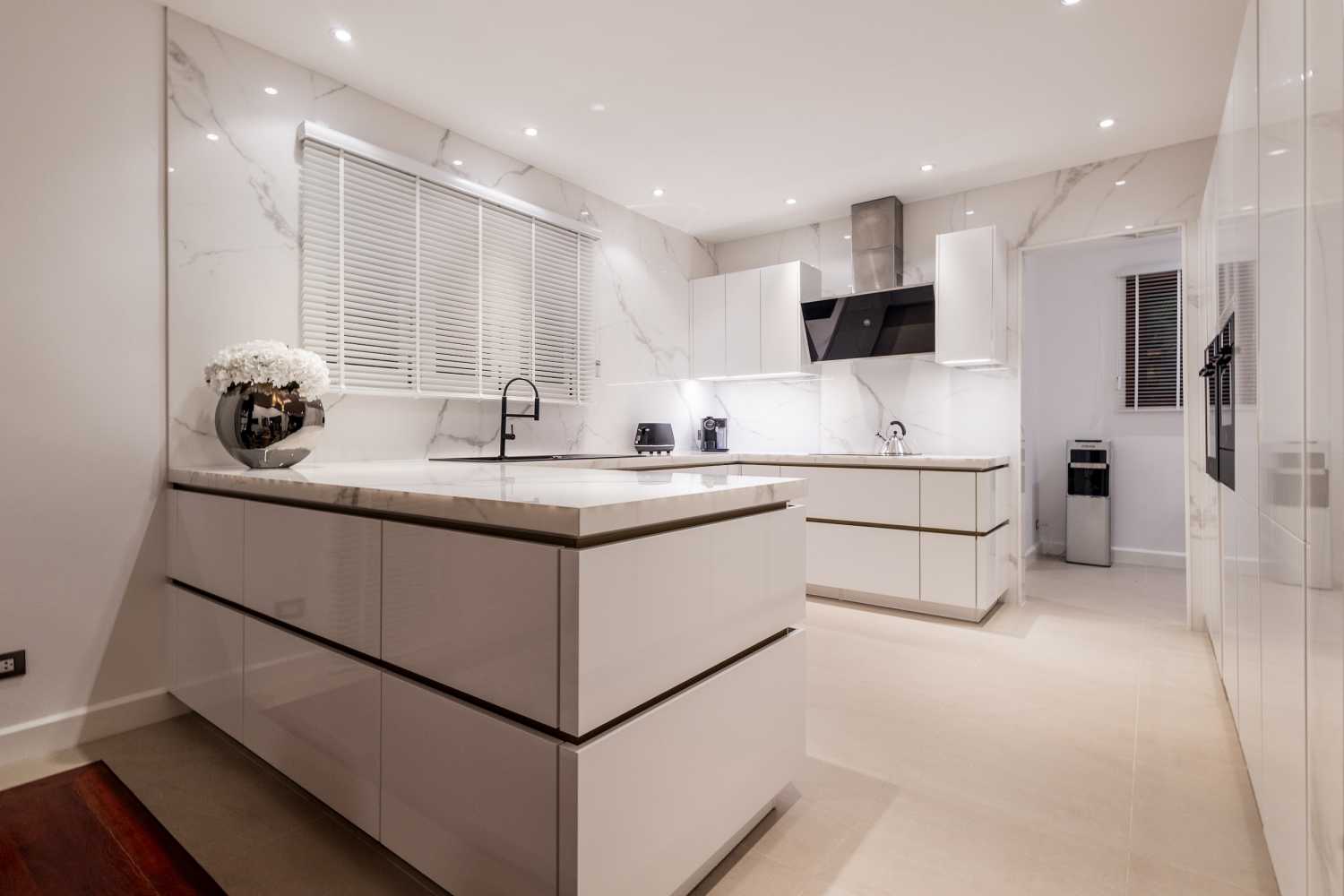 Property image - full photo 15