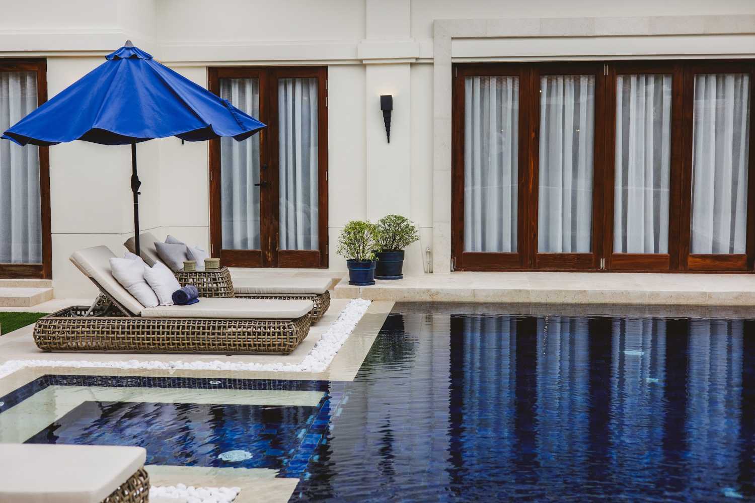Property image - full photo 3