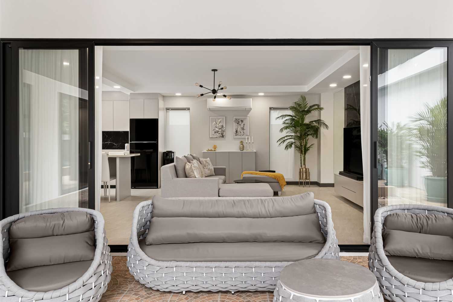 Property image - full photo 14