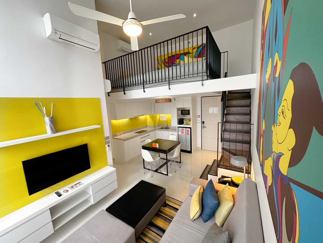 Property image - full photo 3