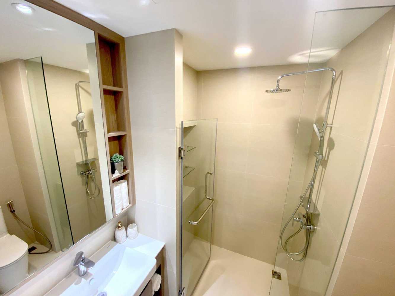 Property image - full photo 8