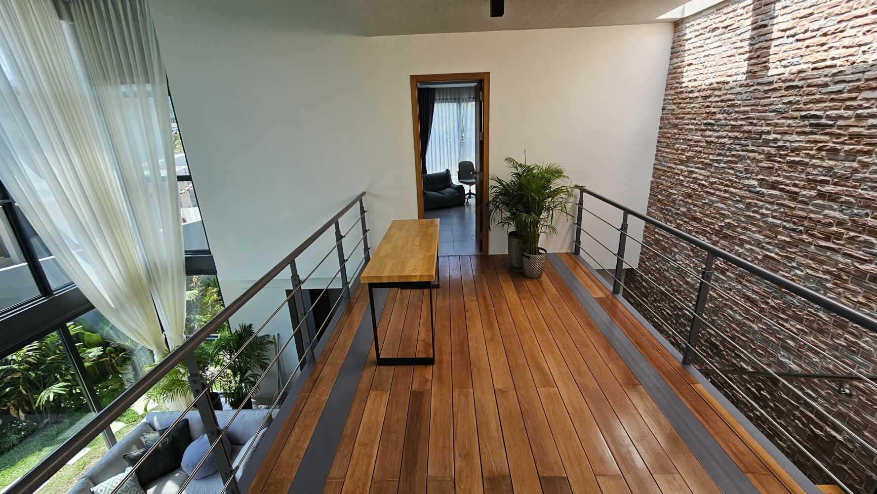 Property image - full photo 11