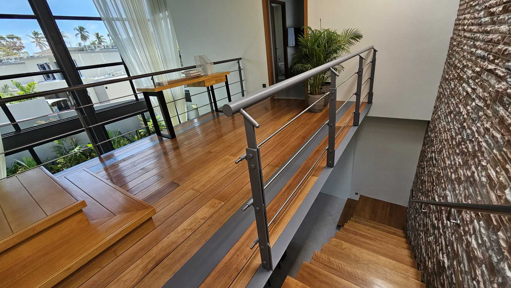Property image - full photo 10