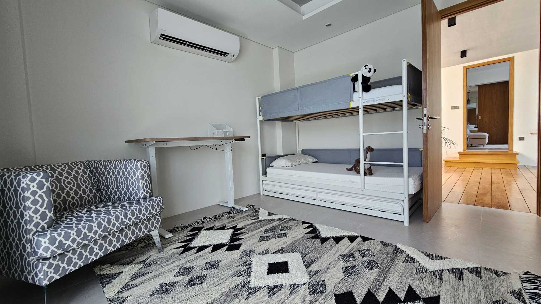 Property image - full photo 19