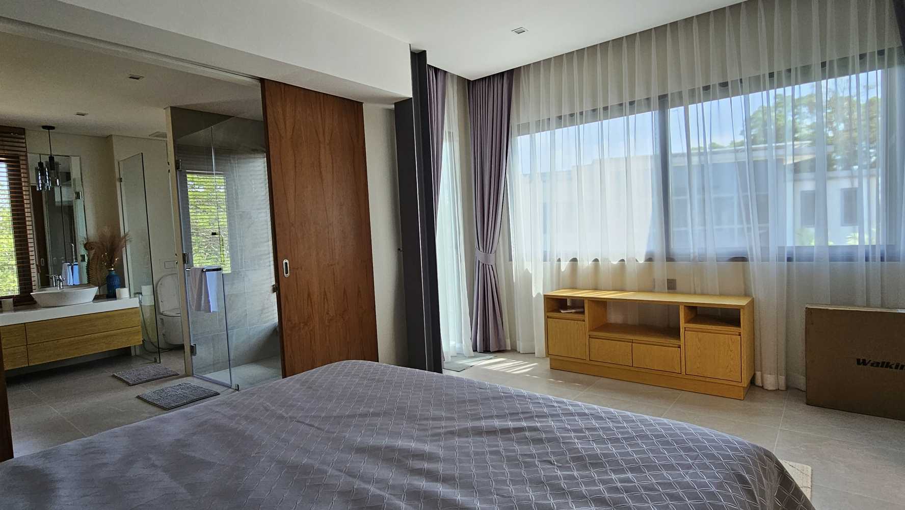 Property image - full photo 17