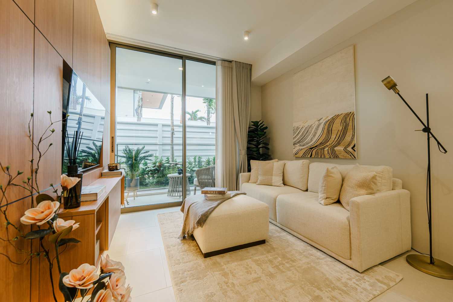 Property image - full photo 5