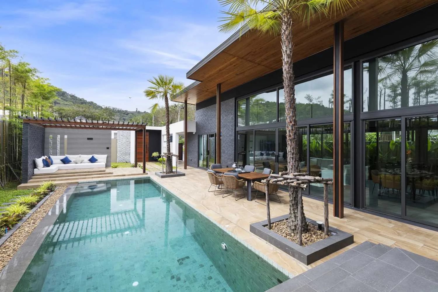 Property image - full photo 23
