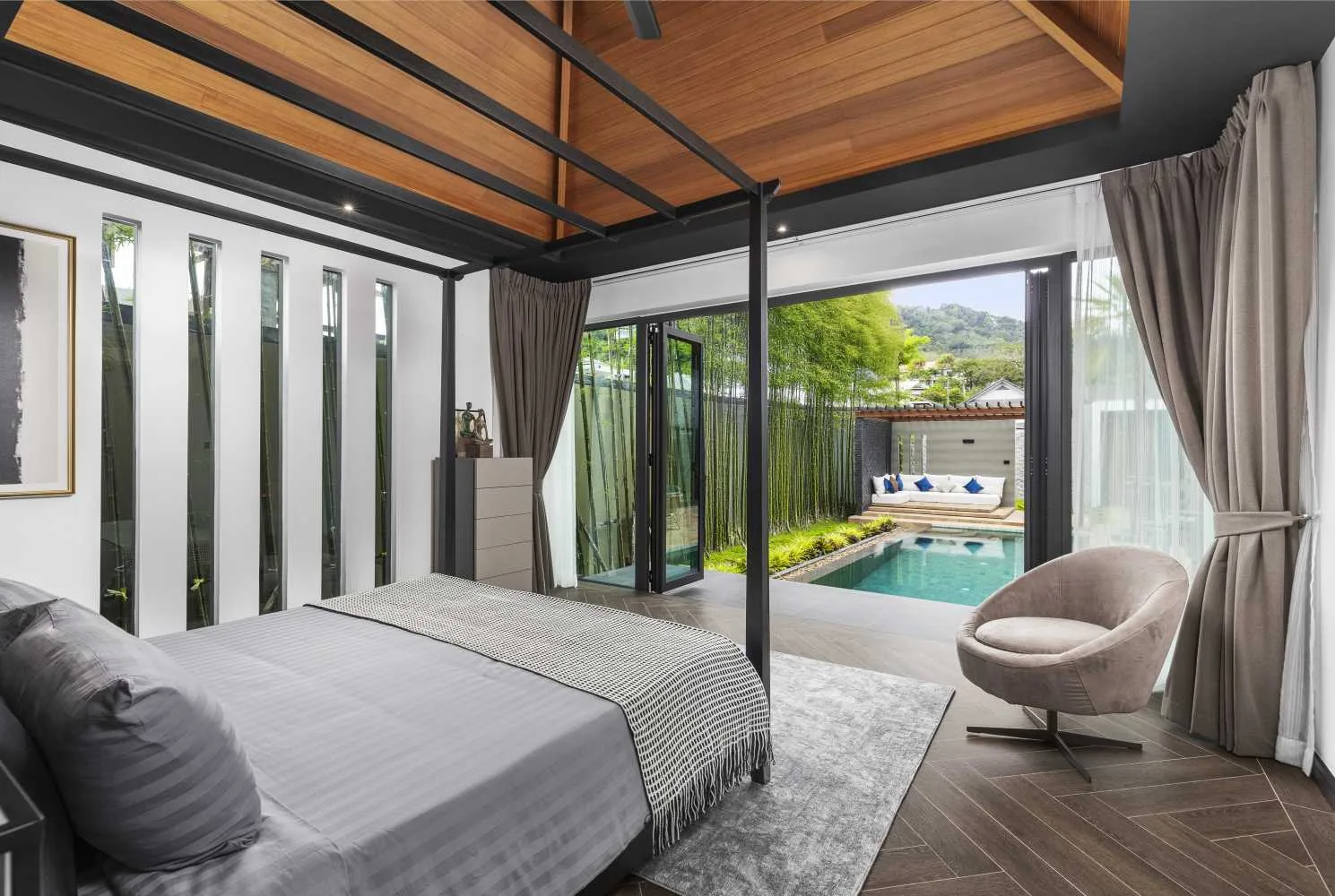 Property image - full photo 11