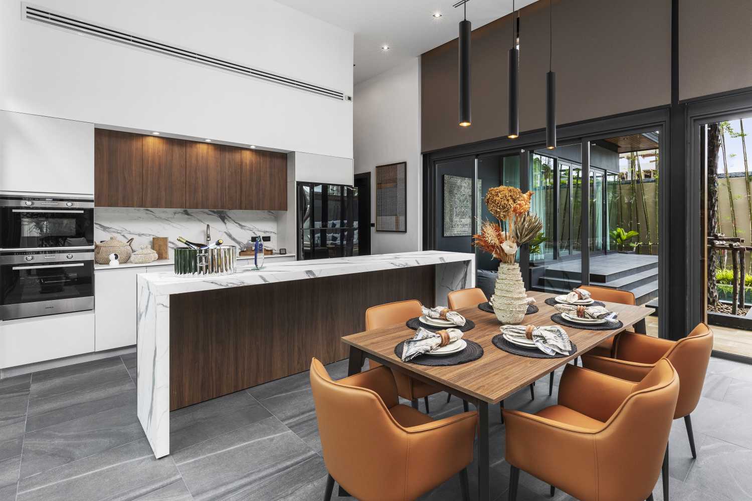 Property image - full photo 9