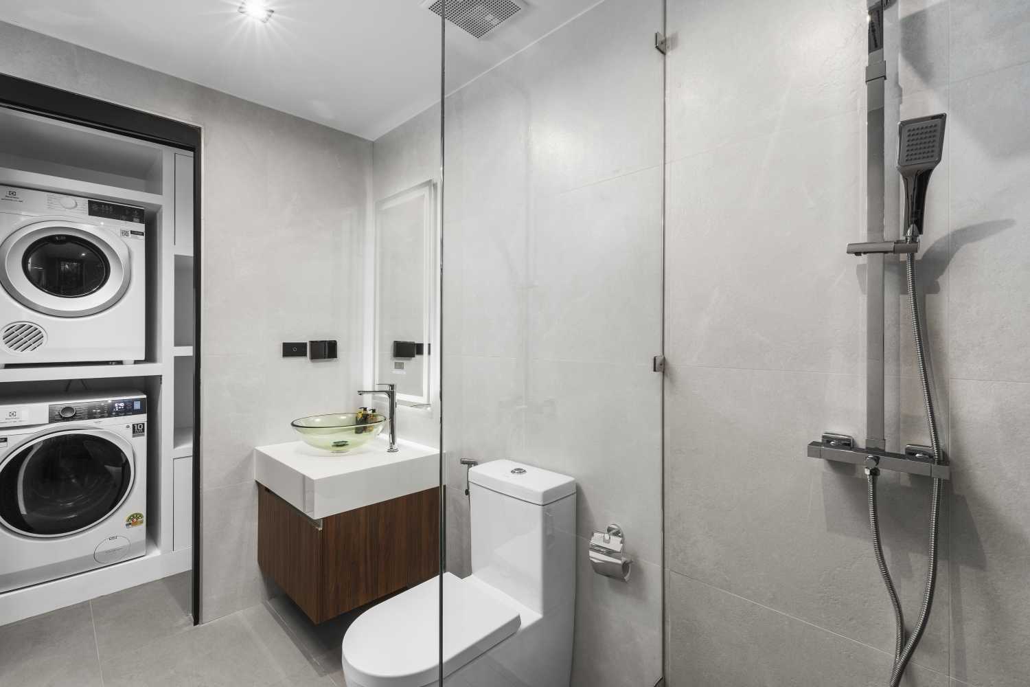 Property image - full photo 18