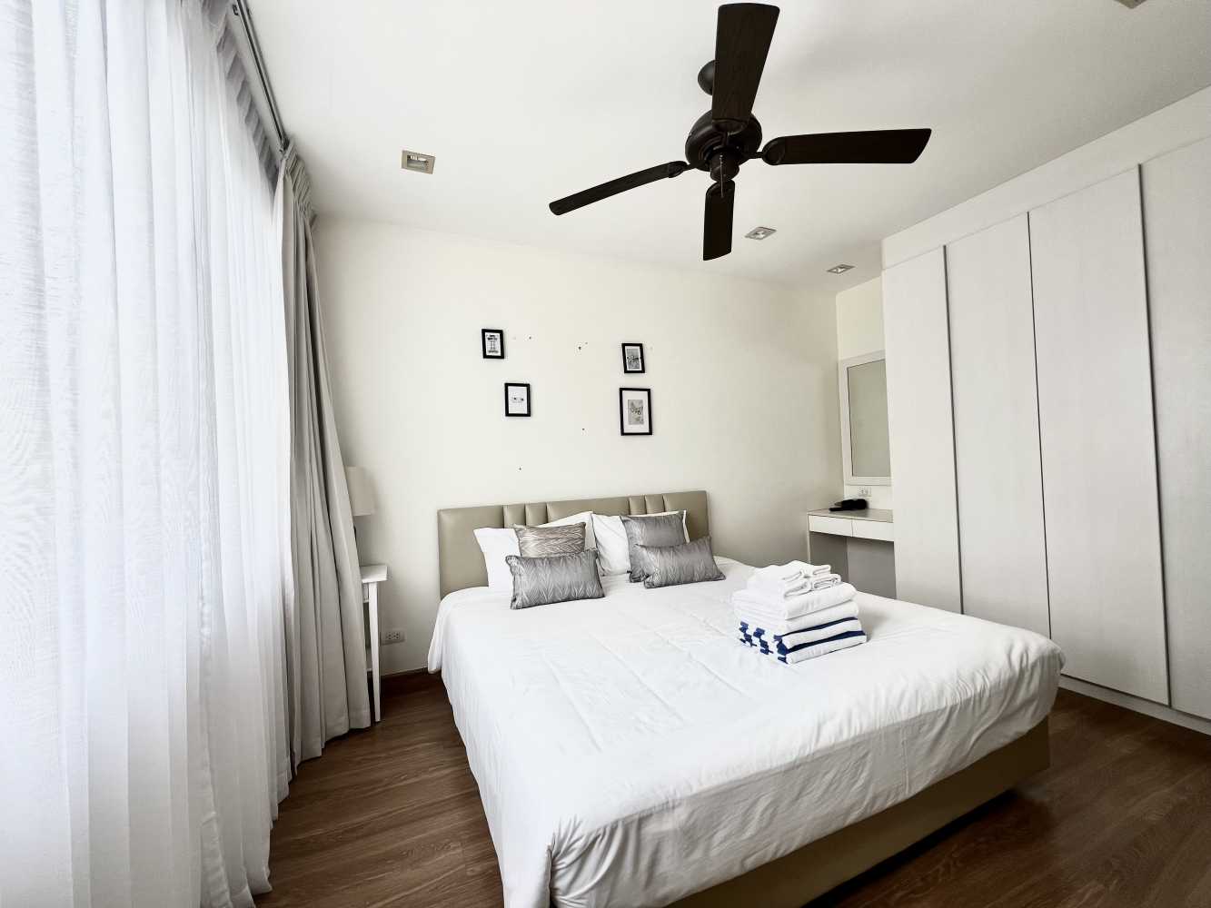 Property image - full photo 39