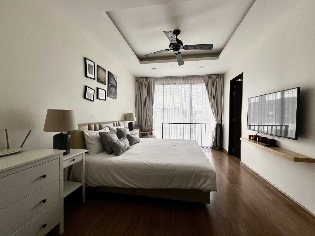 Property image - full photo 42