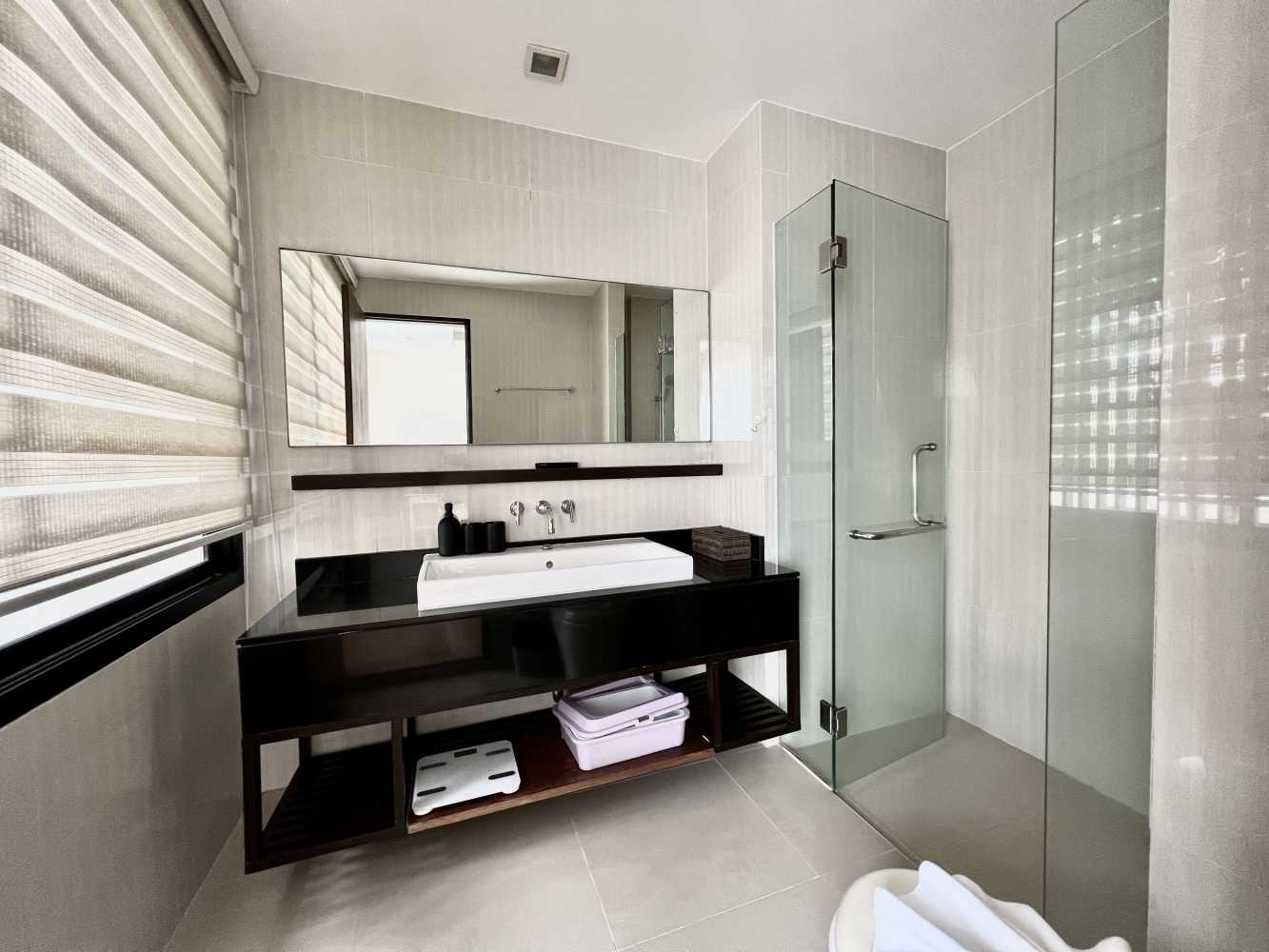 Property image - full photo 45