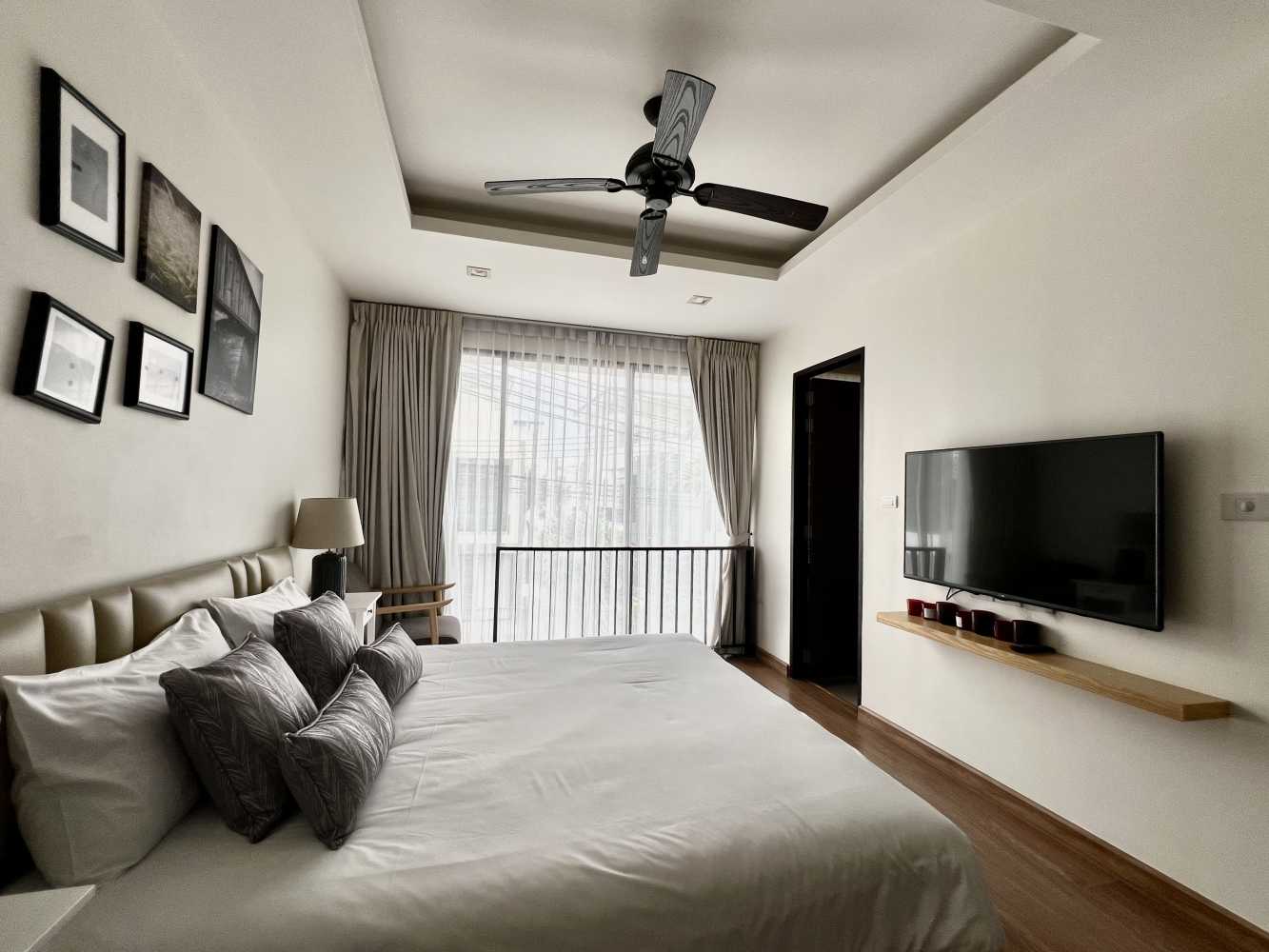 Property image - full photo 43