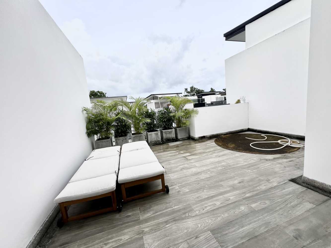 Property image - full photo 35