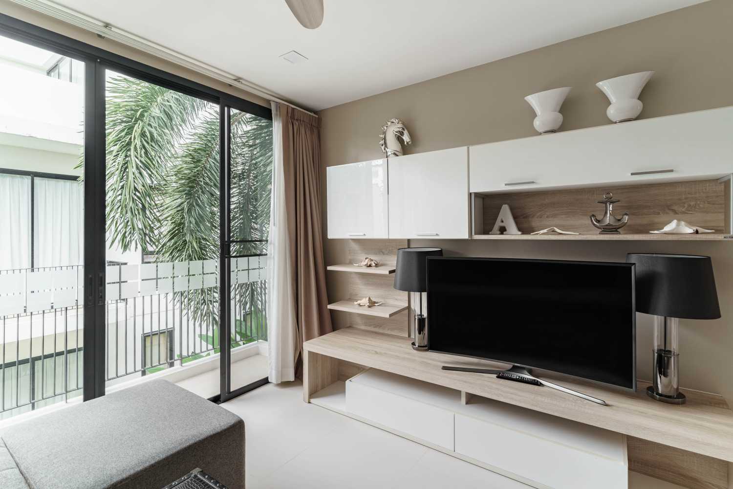 Property image - full photo 28