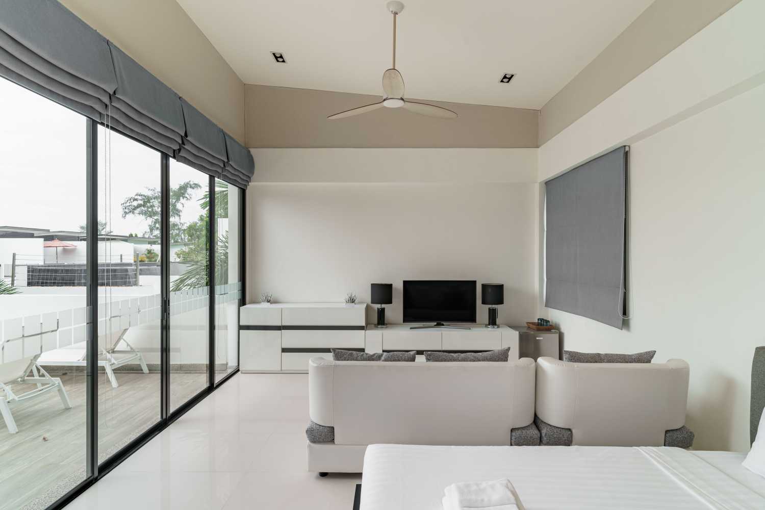 Property image - full photo 26