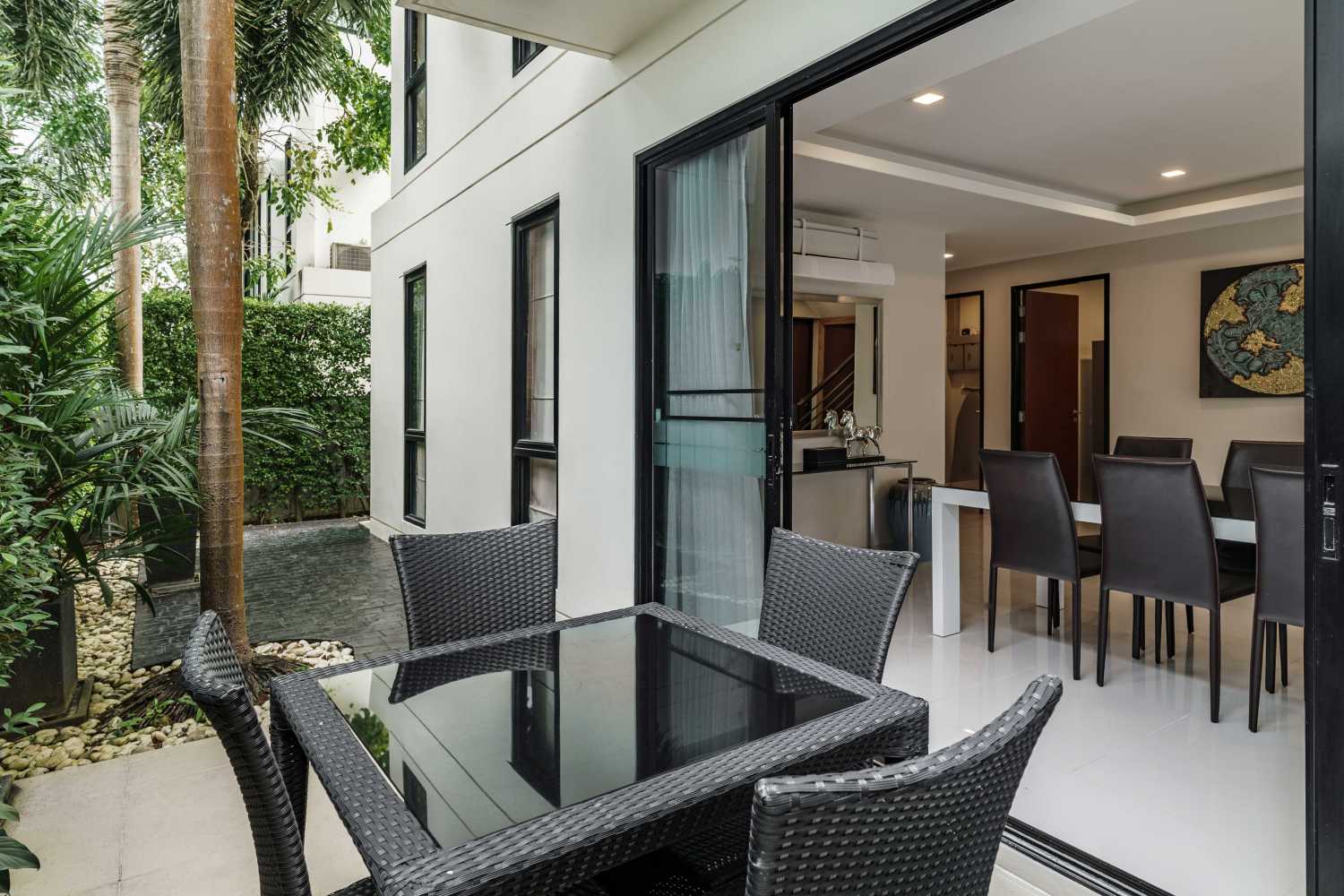 Property image - full photo 10
