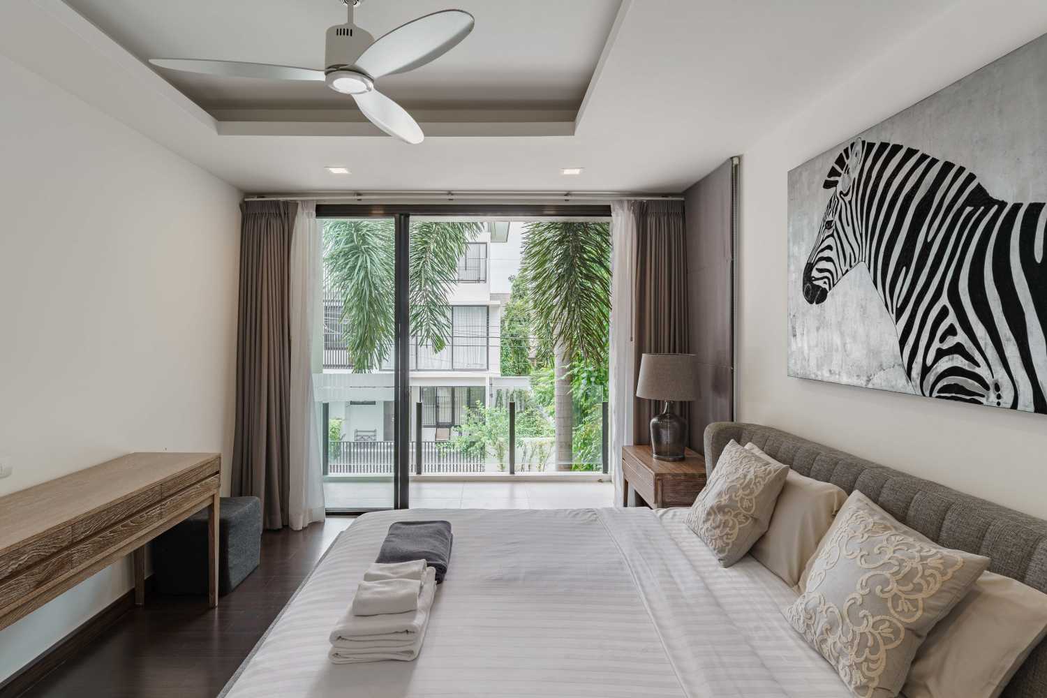 Property image - full photo 35