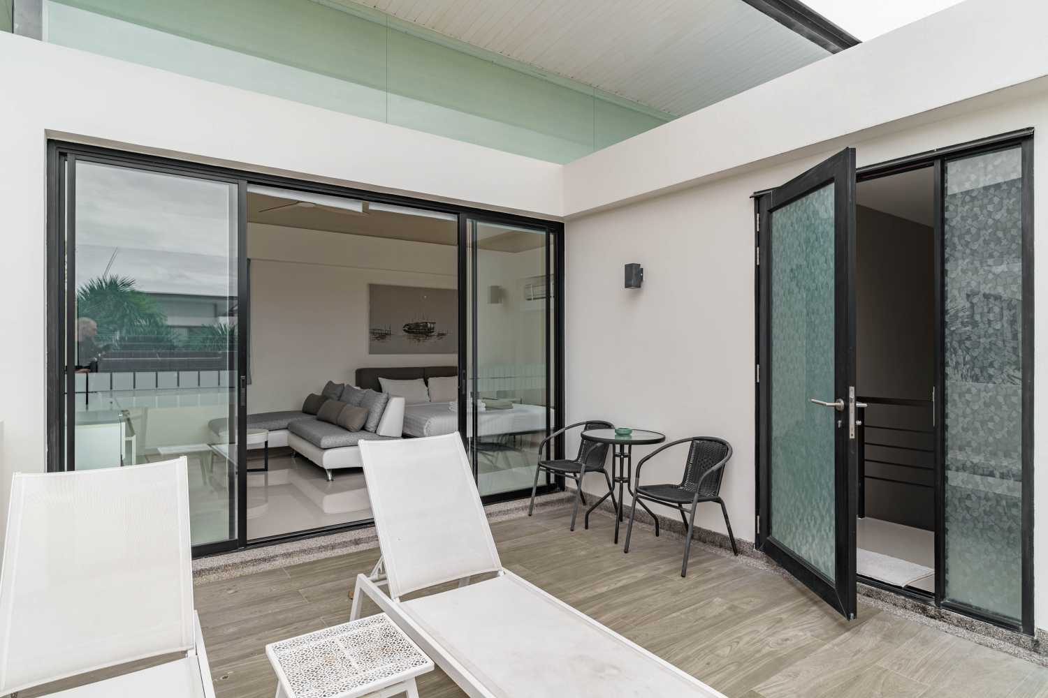 Property image - full photo 39
