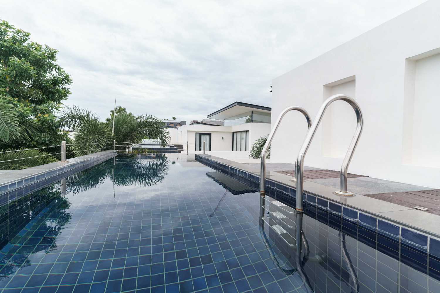 Property image - full photo 43
