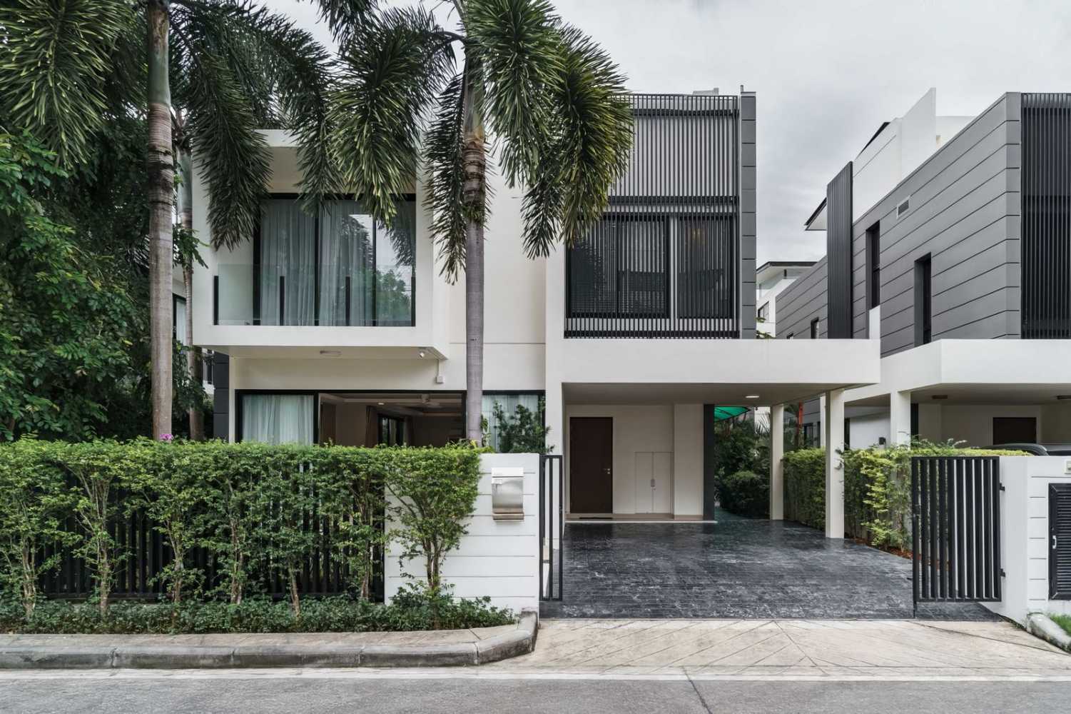 Property image - full photo 1