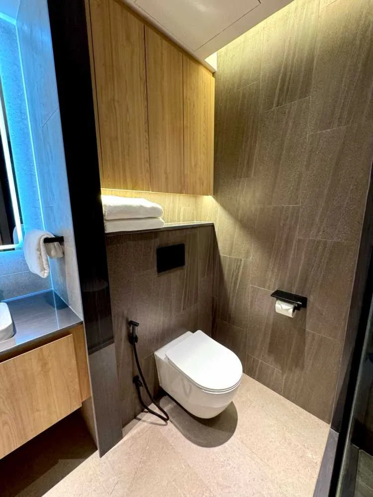 Property image - full photo 12