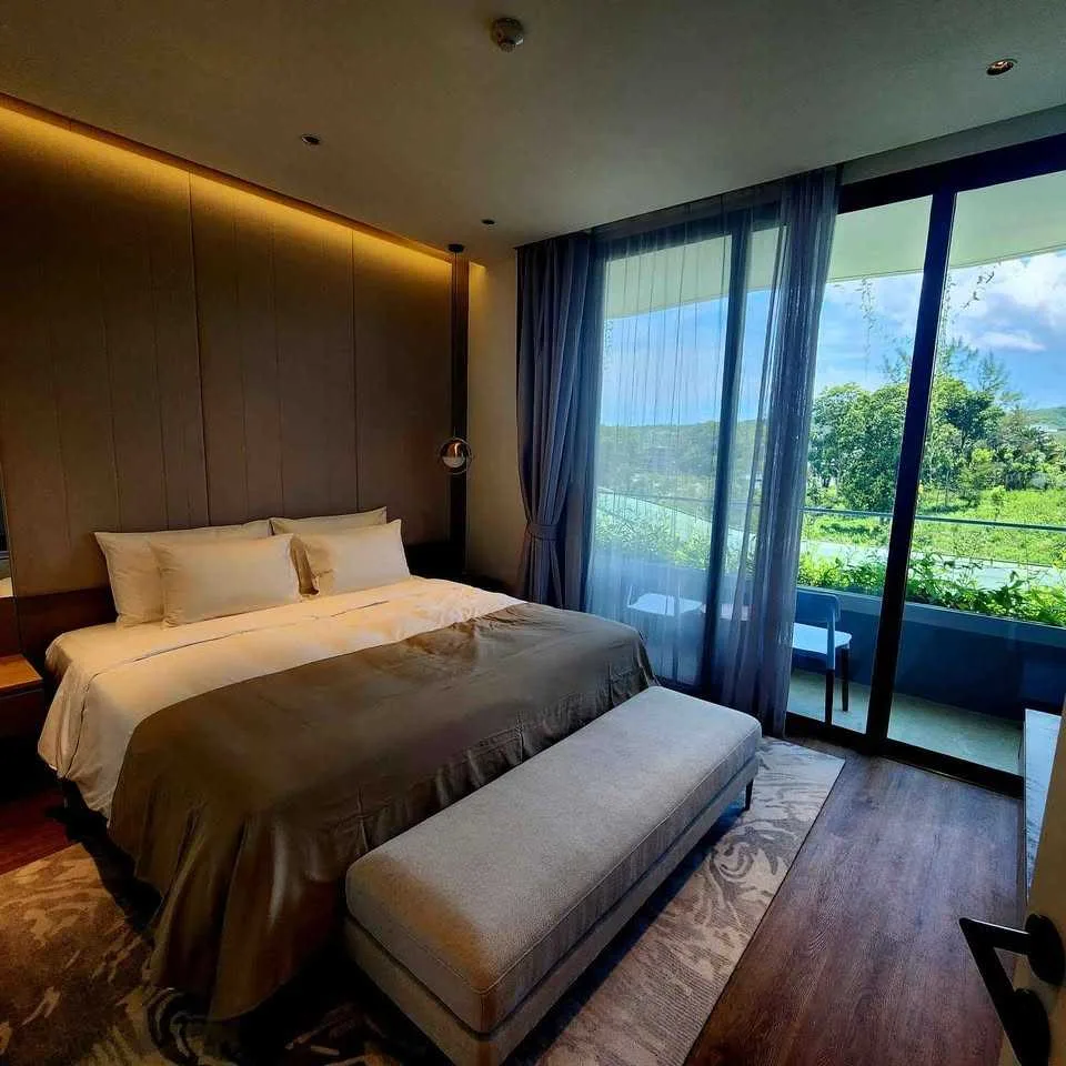 Property image - full photo 10