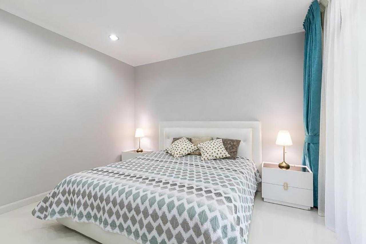 Property image - full photo 7