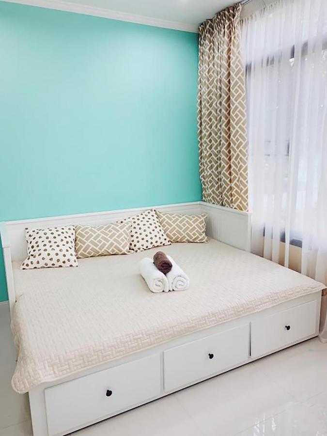 Property image - full photo 12