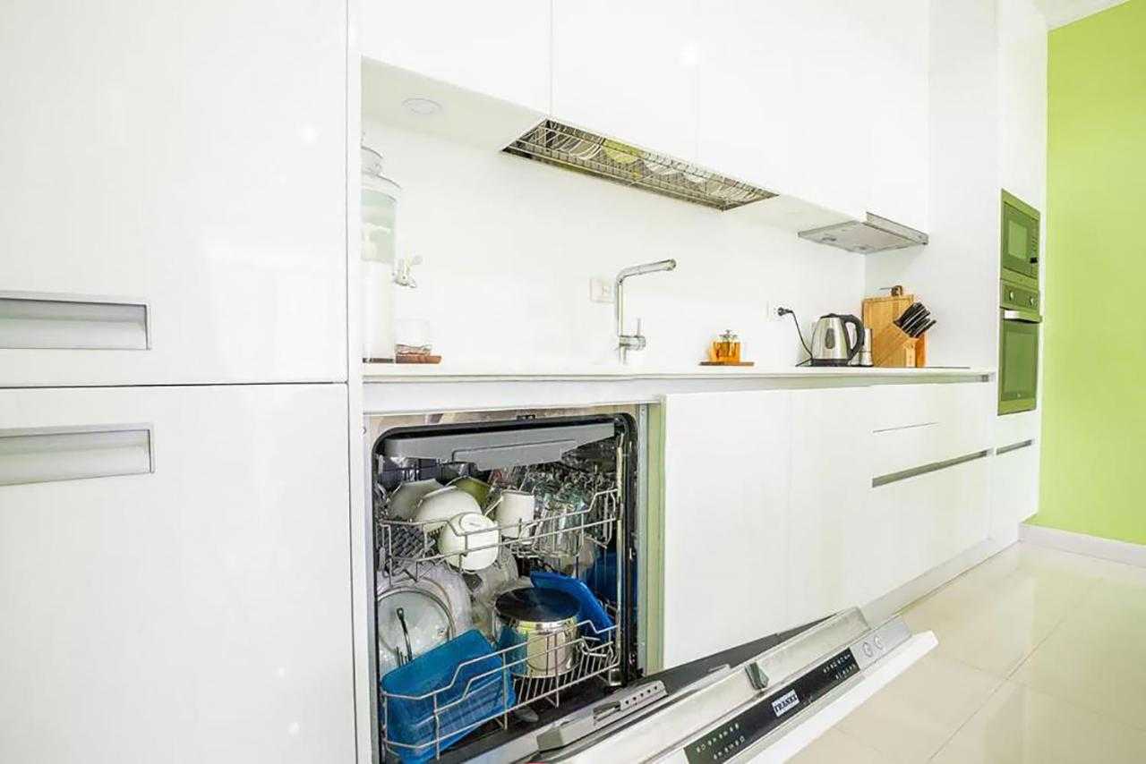 Property image - full photo 6