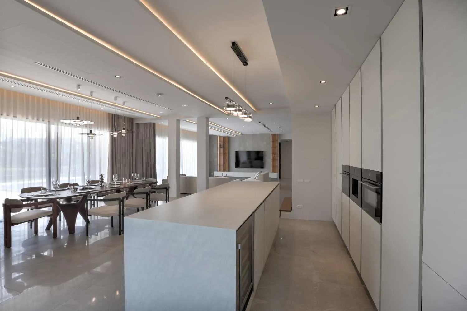 Property image - full photo 10