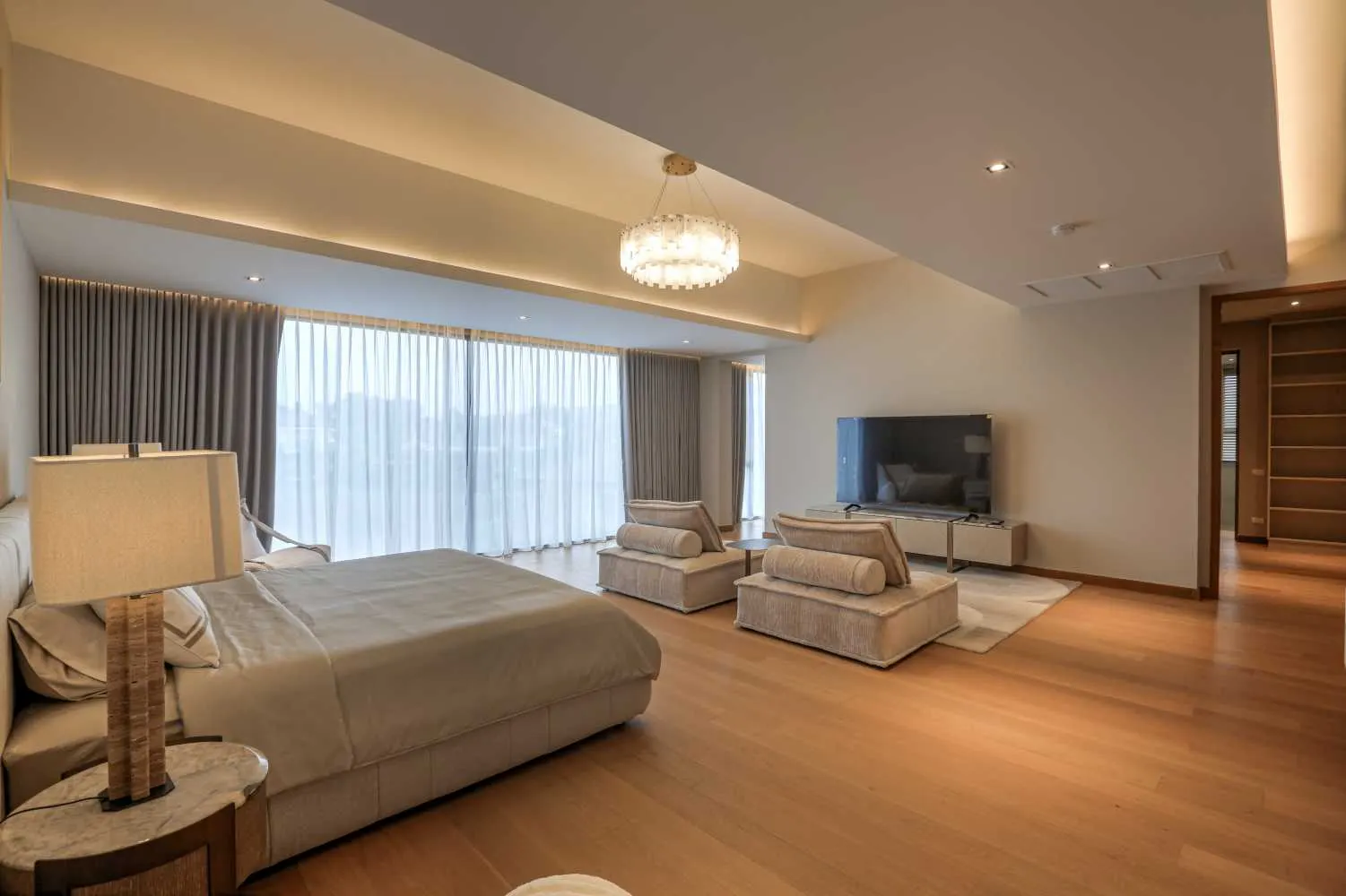 Property image - full photo 28