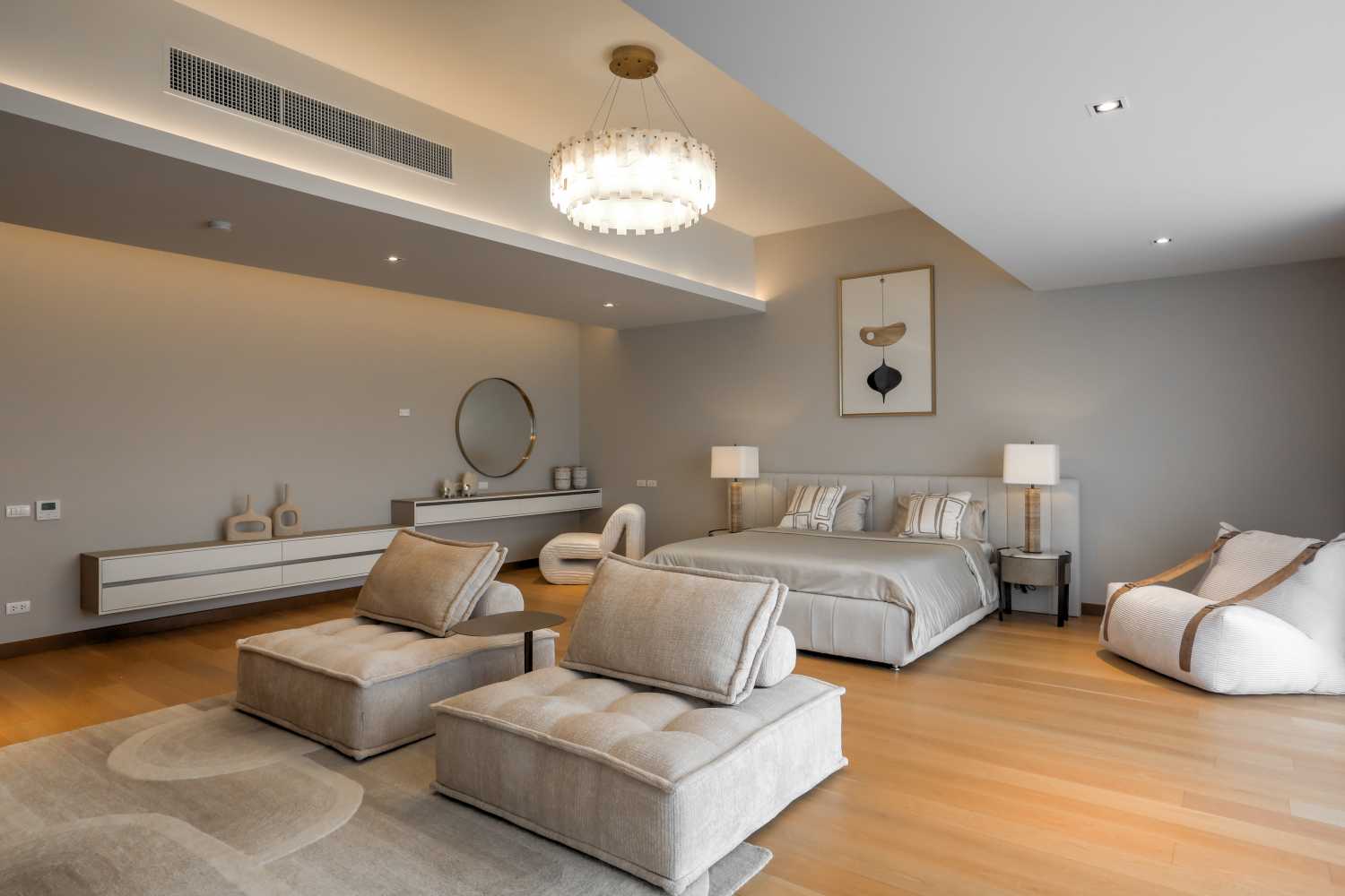 Property image - full photo 12